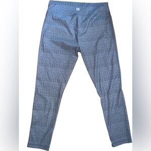 Vuori Mid-Rise Geometric Design Leggings Size Medium
